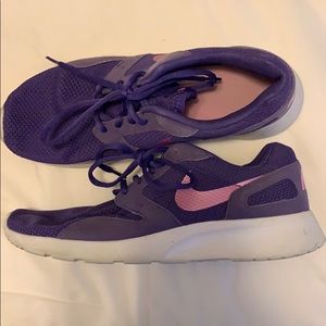 Purple Nike’s